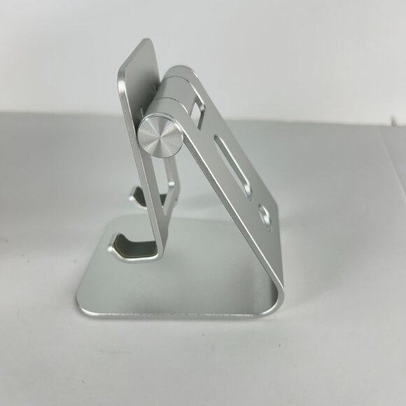 NWT Adjustable Cellphone Stand Dock Charging Port Desktop Holder Silver Aluminum - Picture 7 of 11